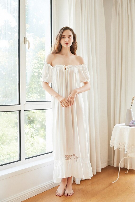 onestop78 Long Victorian White Cotton Robe| White Short Sleeve Summer nightgown| Chemise Edwardian Vintage Nightgown| Victorian Dress for Women