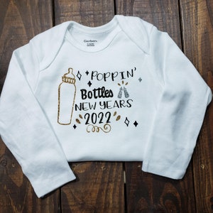 Poppin&#39; Bottles New Year Baby Bodysuit: Glitter NYE Outfit