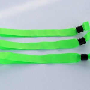 Braccialetti in tessuto grezzo in 8 colori