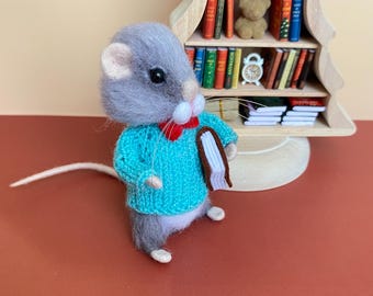 Needle Felted Mouse with Book