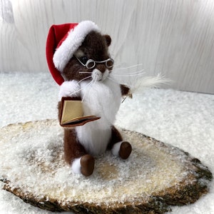 Needle felted mouse Santa Claus, Felted mouse Santa Claus with book, Felted gift for Christmas