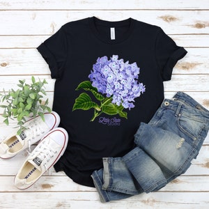 Hydrangea Shirt, Garden Shirt, Flower Shirt for Women, Mom Gift, Mother&#39;s Day Gift, Plant Lover, Flower Tee, Hydrangea TShirt, Hydrangea