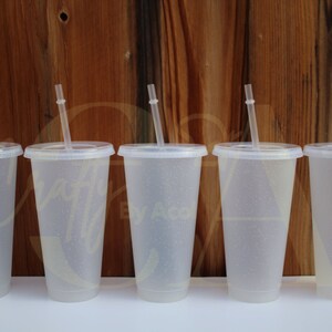 Gobelets scintillants surgelés de 24 oz