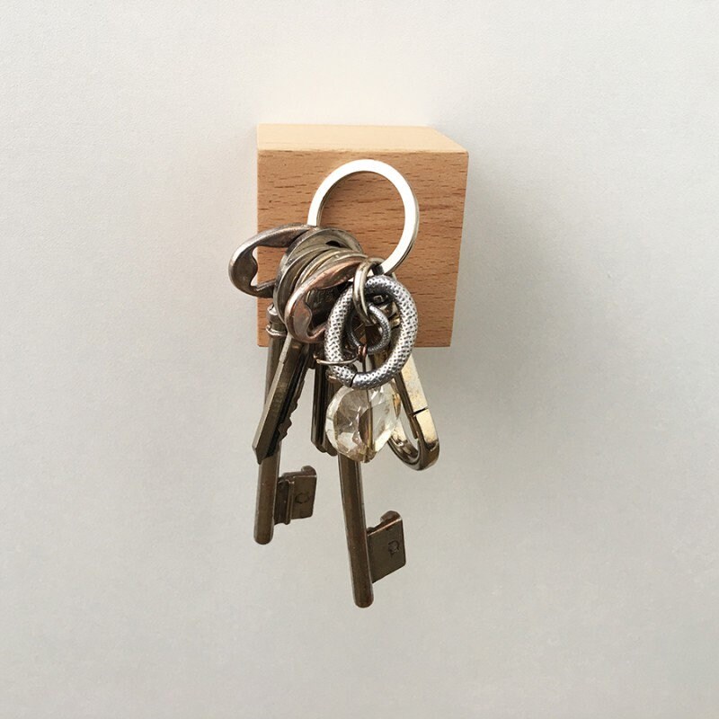 Cube Aimanté en Bois Matthias - Vide Poche Magnétique