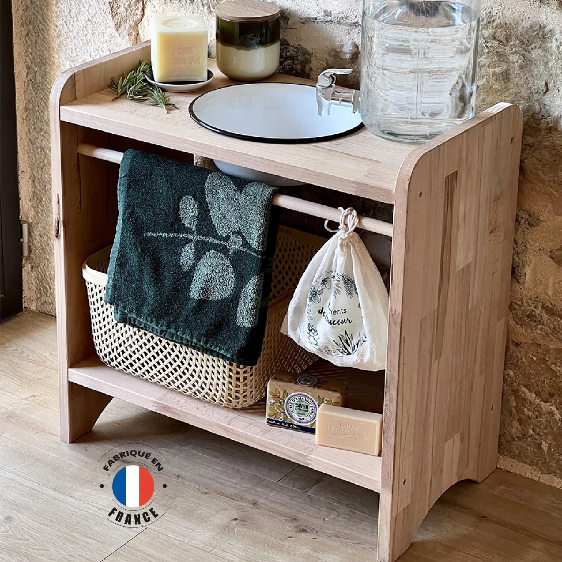 Capucine le meuble de rangement Montessori en bois pour enfant