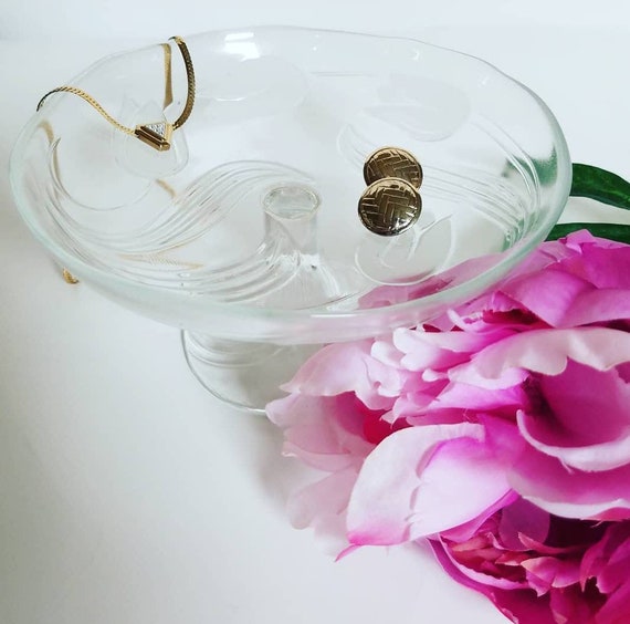 glass dish on pink rose stand Vintage