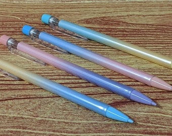 Weeding pin pen