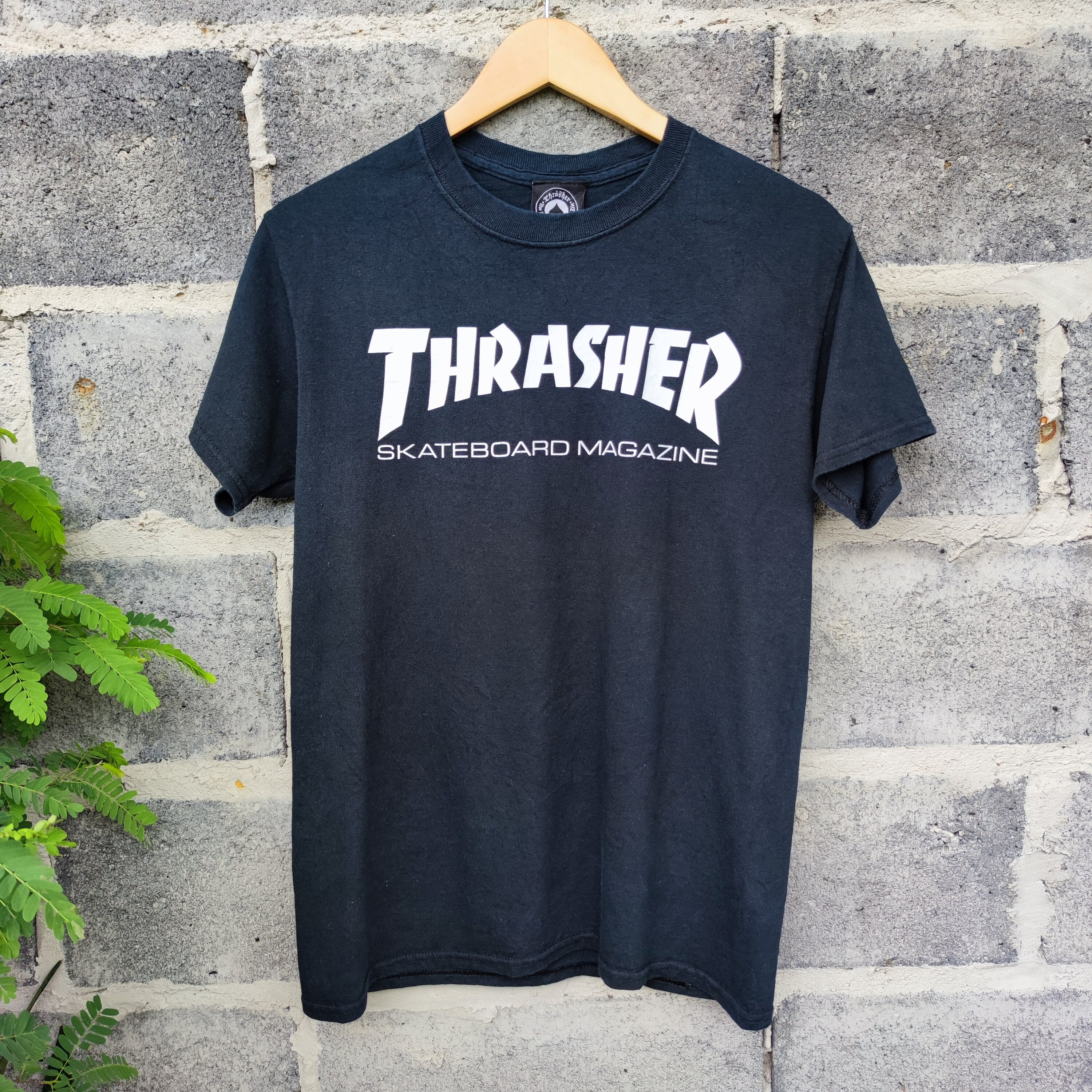Vintage Thrasher Skatebording Magazine Clothing Black T-Shirt Sz S