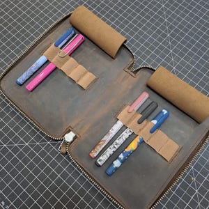 Personalized Leather 10-Slot Pen Case: Crazy Horse Zippered Pen Bag