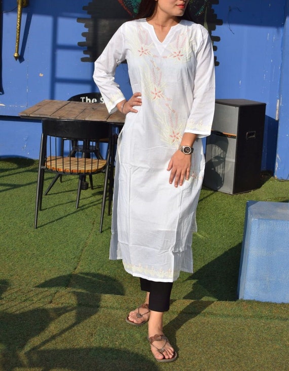 Blue Cotton Chikankari Kurti with Beautiful unique Bakhiya Embroidery