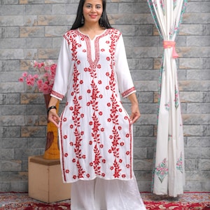 Las mujeres usan Chikankari Kurti blanco hecho a mano, Reyon Chikankari Kurti, Chikankari Kurta Ropa étnica kurti de moda Regalo para su Aidah