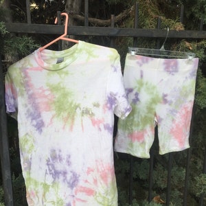 Customizable Tie Dye Tee and Shorts set | Tie Dye Shorts Set | Biker Shorts Set | Tie Dye Set | Tie Dye Outfit | Tie Dye Loungewear