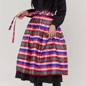 Reversible Saekdong Hanbok Waist Apron with Peony Embroidery – Traditional Korean Half Apron for Women
