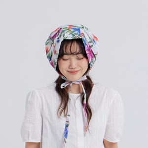 Korean Blossom Bonnet – Gung-hwa Royal-Inspired Floral Headwear