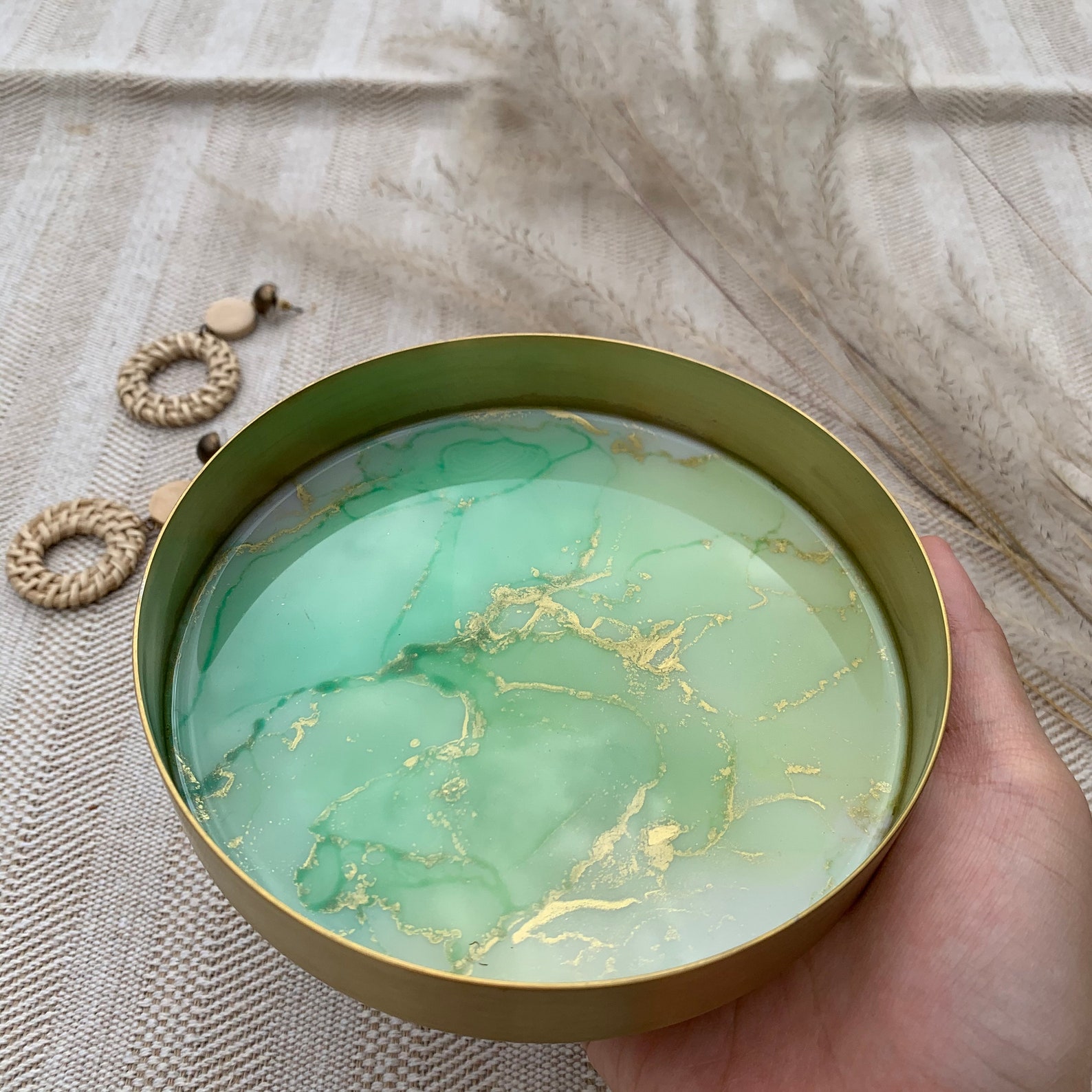 Alcohol Ink Tray Leaf Green Resin Pour Serving Tray Gold Etsy