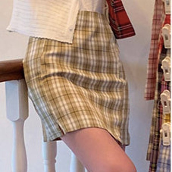 Retro High-Waisted Plaid Pink & Purple Miniskirt/ Pencil Skirt/ School Girl/ Side-Split Skirt/ Y2k Plaid Skirt/ Brandy Melville/ Bratz