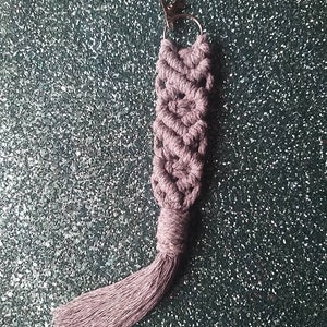 Grey macrame keyring/bag chain