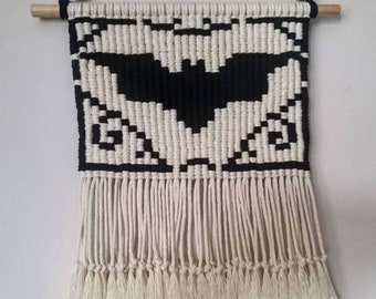 Macrame bat wall hanging