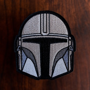 The Mandalorian Helmet V1