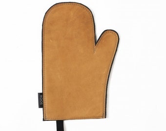 Leather Oven Mitten, camel brown