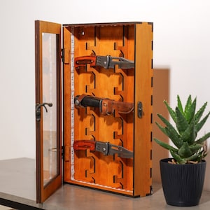 Deposito personalizzato per coltelli, espositori in legno da collezione personalizzati, espositori per coltelli a LED, custodia per coltelli in legno, scaffali espositivi per coltelli in legno,