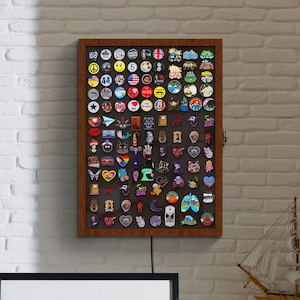 Display Board for Collectibles Pin, Pin Display Case, Dustproof Badge ...