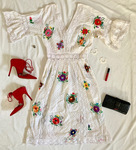 Vintage 1970's Embroidered Mexican Wedding Dress