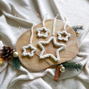 Makramee Stern Anhänger | Einzigartige Makramee-Anhänger für eine besinnliche Weihnachtszeit | Christbaumschmuck | Christbaumanhänger