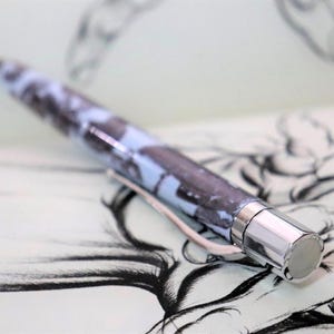 REDÓ FLORENCE 1989 - Ballpoint pen LEONARDO, precious resin with 24Kt palladium plated bronze elements. Handmade in Florence - Italy