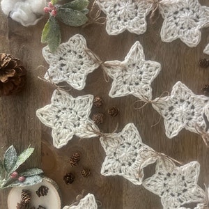 white holiday mantel garland, crochet fireplace garland, nursery baby shower high chair garland, neutral wedding garland, crocheted bunting