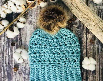 Handmade Women Teal beanie, beanie with fur pom, teal crochet hat, women's winter hat, women's ski hat, women's winter accessory, toque hat