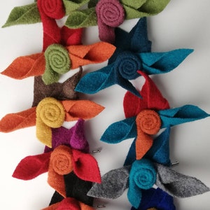 Flowers Lapel Pins Flower Brooch Walkloden Handmade Gift Ideas for Women