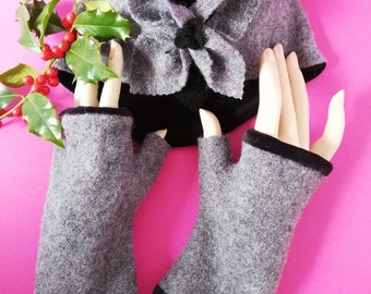 Women's arm warmers with thumb Walkloden Pure wool gray lined with black cotton velor Gift ideas for women