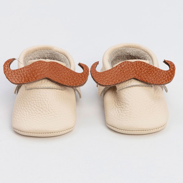 Leather Baby Shoes with PERSONALIZED NAME Soft Boy Loafers with Fringe Newborn Crawling Crib First Step Footwear Cute Moccasin