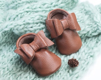 Custom Leather Baby Moccasins, Baby First Birthday Gifts, Birthday Princess, Baby Gift from Aunt, Personalized Newborn Gift