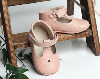 T-strap Baby Moccasins Natural Leather with PERSONALIZED NAME Cute Floral Summer Dress Shoes Girls Sandals Healthy Infant Footwear