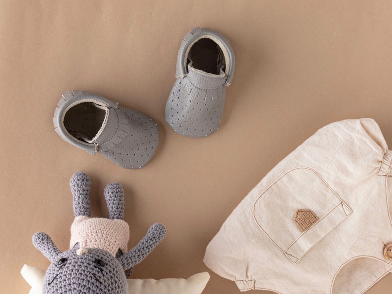 Handmade Baby Booties, Newborn Baby Gift, Unisex Baby Booties, Soft Sole Baby Shoes Gray