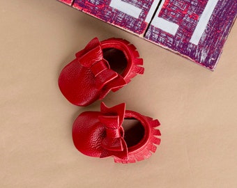 Red Baby Girl Shoes, Red Baby Slippers, Personalized Birthday Baby Shoes, Leather Birthday Shoes, Infant Birthday Shoes, Baby Girl