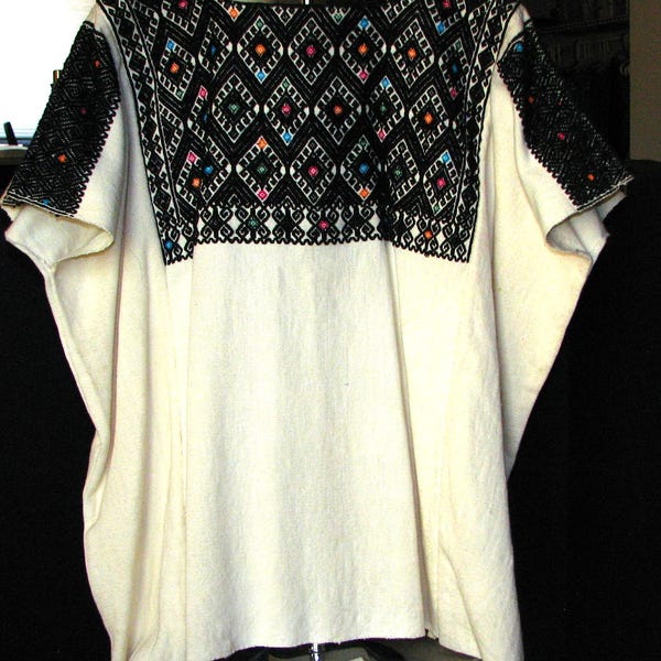 Huipil Shirt (One Size)