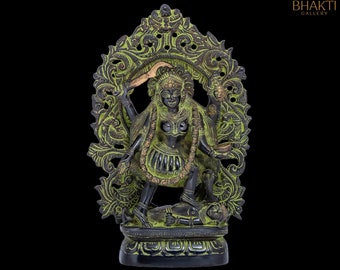Estatua de Kali de latón, gran diosa hindú Kalika Murti de 8 pulgadas, ídolo de Maa Kali, figura de Maa Kali de latón con acabado antiguo, figura de Parvati de pie.