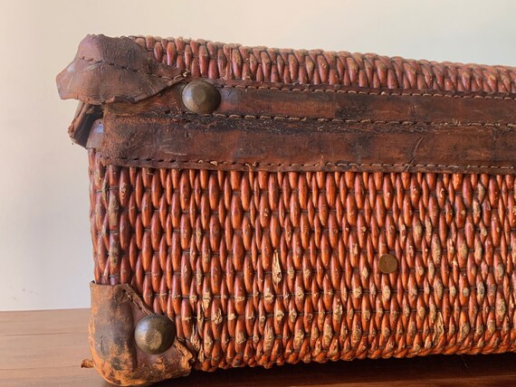 1920's Japanese Wicker and Leather Suitcase - image 6