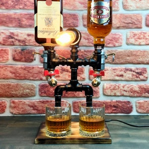 Steampunk Terminator-alcoholdispenser: handgemaakt drank-whiskybardecor