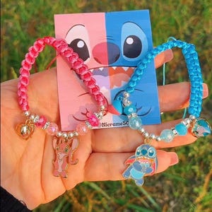 Stitx and Angel bracelets of macrame / Stitx y Angel Pulseras de macrame