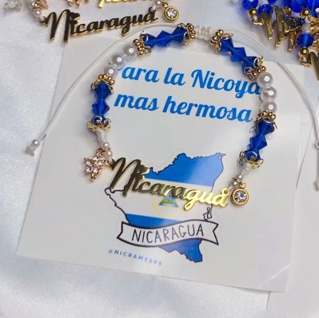 Llavero Fritanga Nicaragüense con cerveza / Llavero Nicaragua / latinx