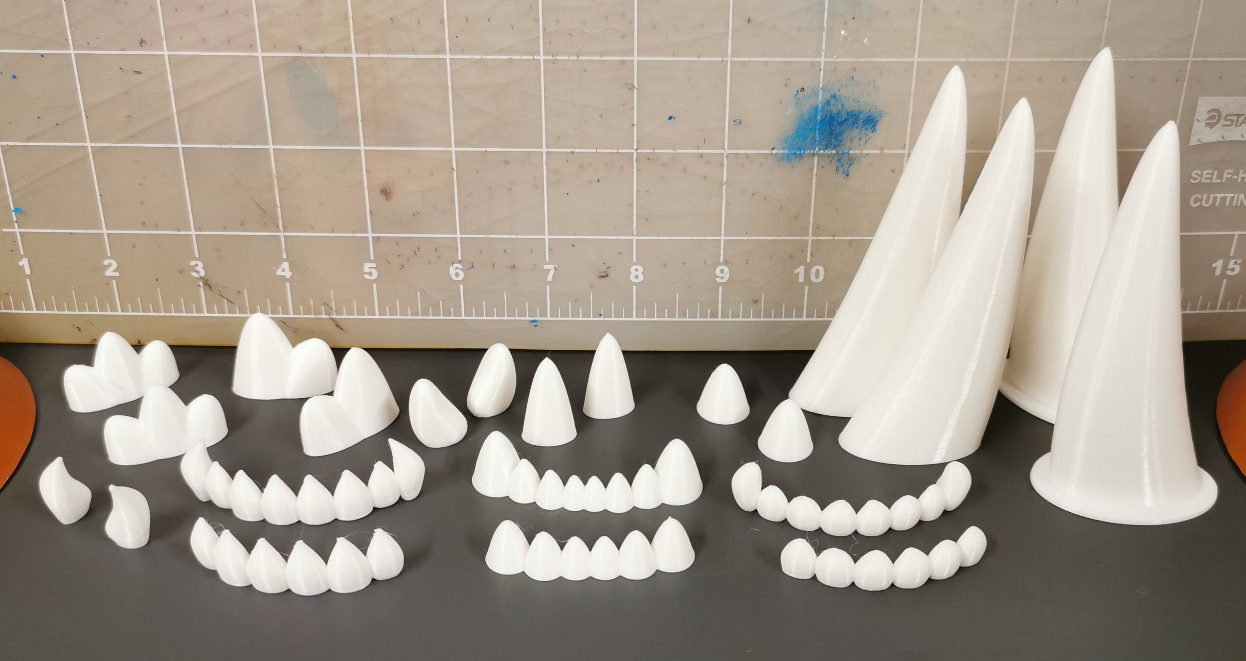 12 Pcs dents artificielles de vampire Dents De Plaisanterie Dentiers  D'halloween