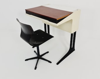 Rare Space Age vintage German Desk by Luigi Colani - Flototto - with chair 1970s