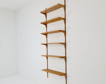 Midcentury Danish Oak Wall-Mounted Shelving Unit, by Poul Cadovius, 1960s