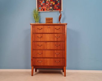 Midcentury danish design chest of drawers / drawer dresser /5 drawers cabinet from the sixties 1960s vintage mahaogany