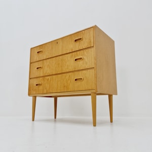 Midcentury danish design chest of drawers / drawer dresser /3 drawers cabinet, 1960s image 5