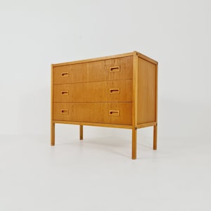 Mid century modern oak dresser chest of drawers by Bertil Fridhagen for Bodafors, 1960s